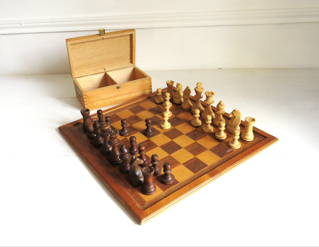 Vintage French Henri Chavet Staunton Chess Set Pre 1989 - Vintage French Treasures