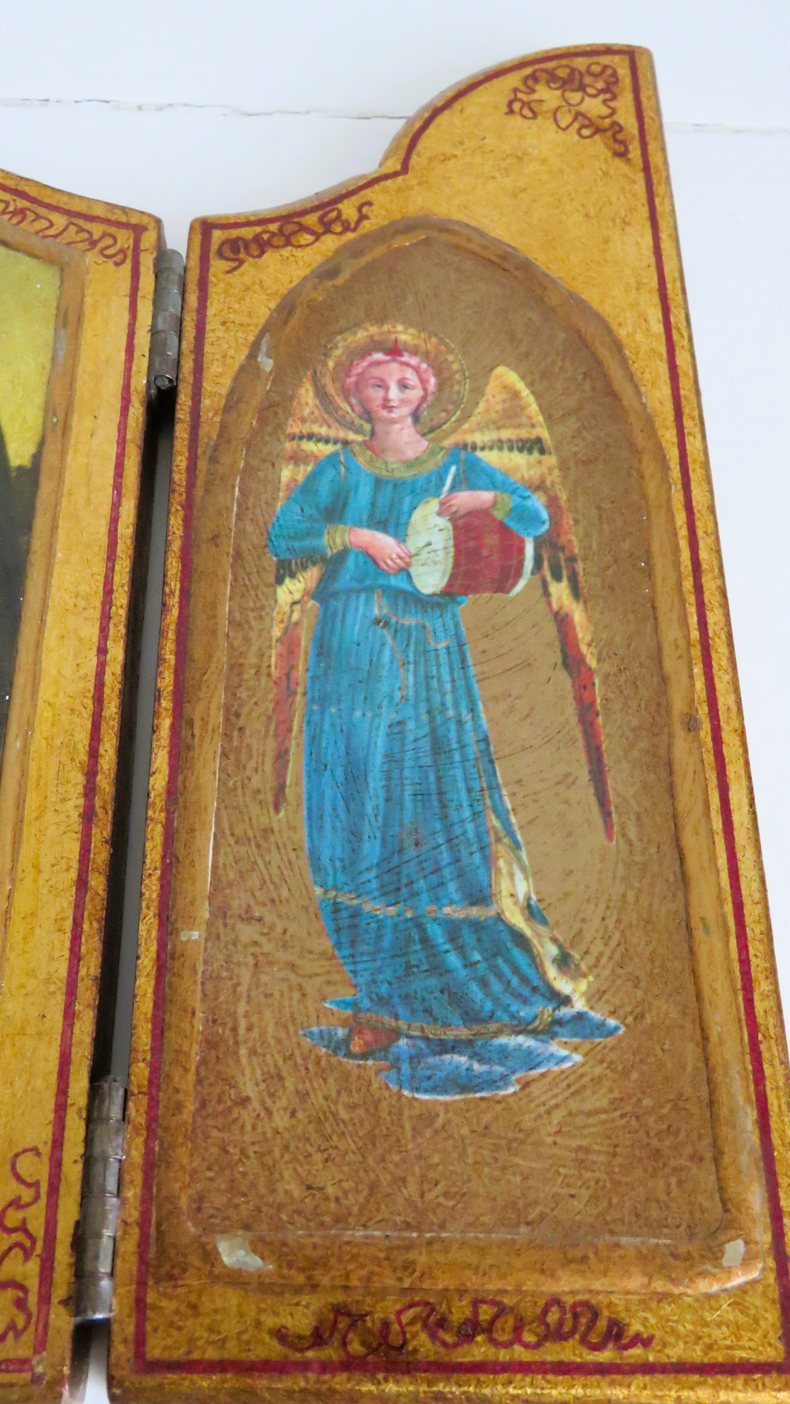 Italian Florentine Folding Triptych, Madonna & Child with Musical Angels, Vintage Religious Icon - Vintage French Treasures