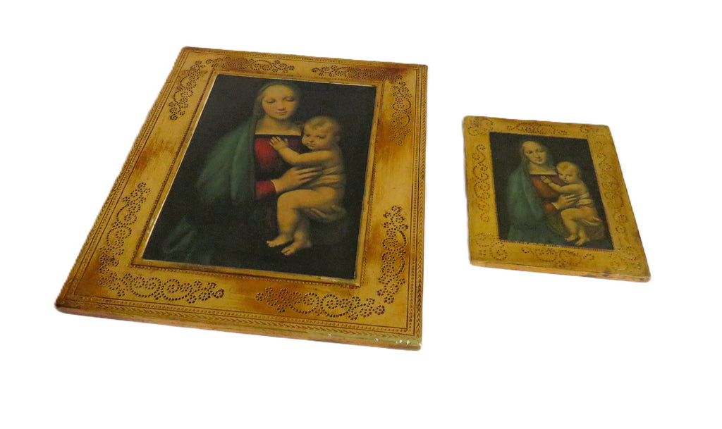 Vintage Italian Florentine Madonna del Granduca Wall Plaque, Gilt Wood, Palazzo Pitti, Raphael Print - Vintage French Treasures