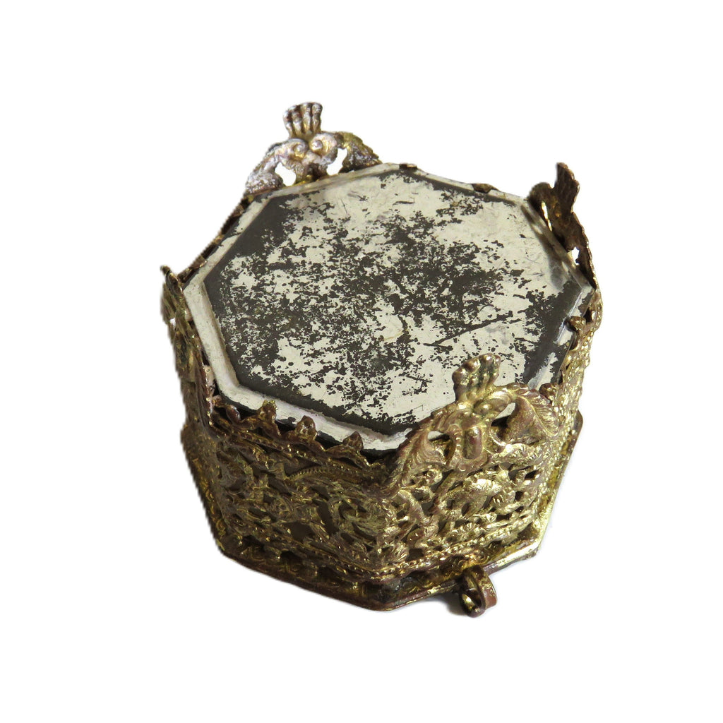 Vintage Italian Filigree Trinket Box with St Peter’s Basilica Rome Souvenir Lid - Vintage French Treasures