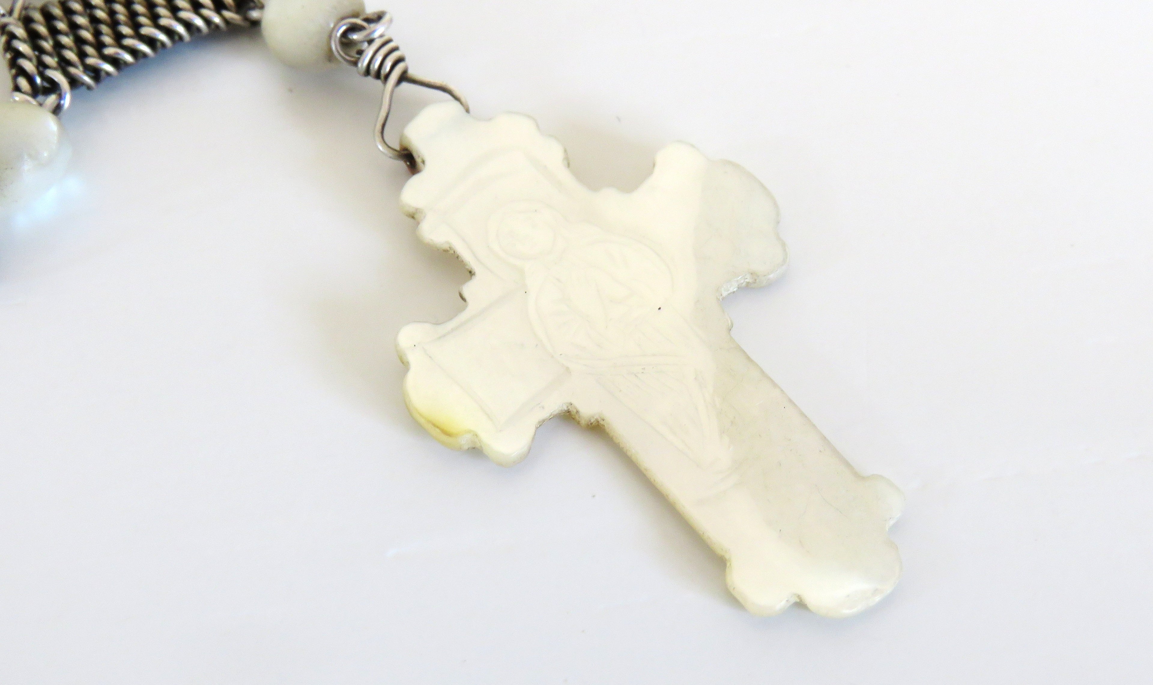 Rare French Silver Rosary, Late 18th to Early 19th Century (circa 1780–1830) — Articulated Heart Centre, Devotional Medals & Mother-of-Pearl Crucifix