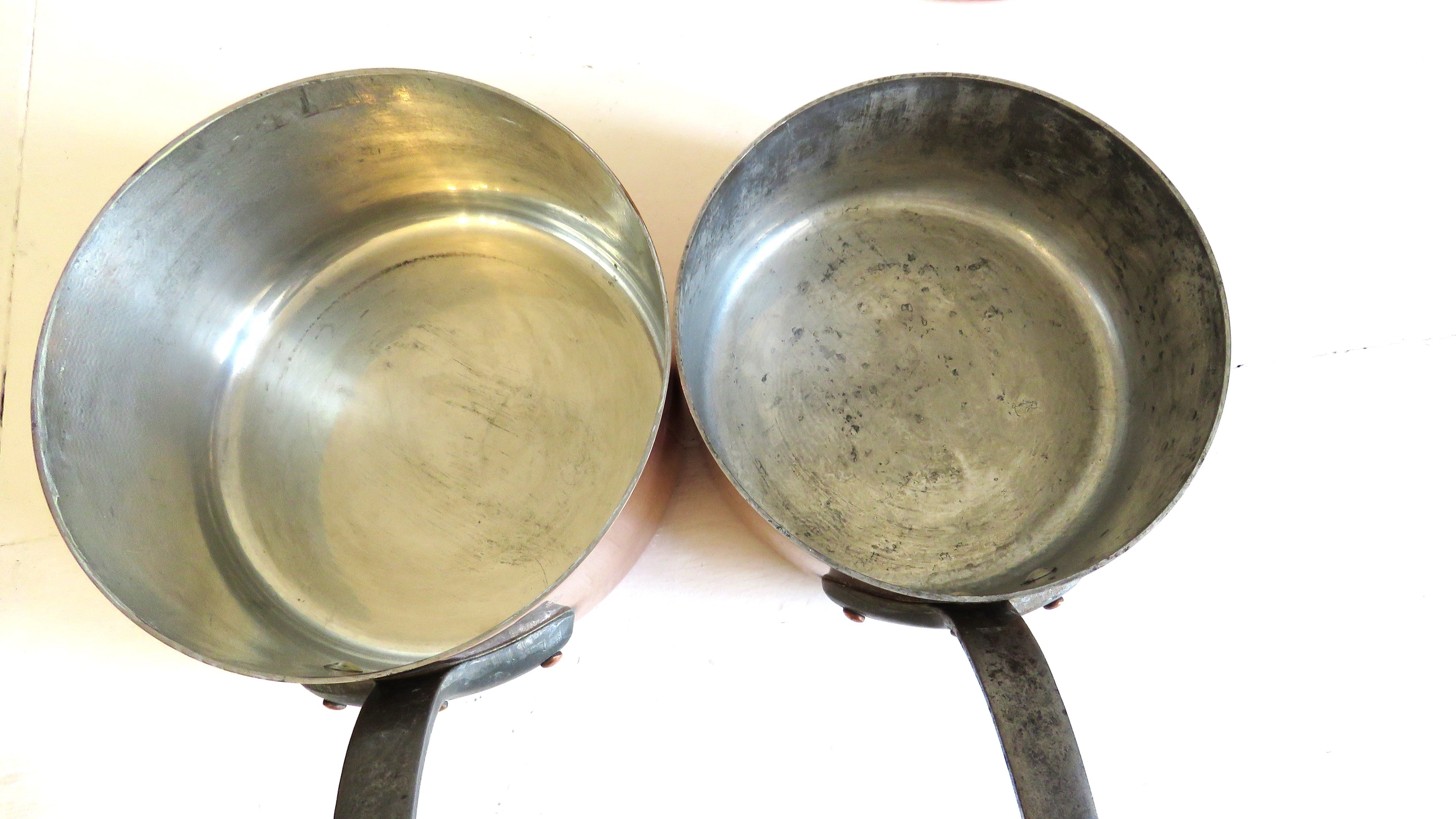 Vintage French Copper Saucepan Set Villedieu Série Spéciale Copper Pans with Forged Iron Handles French Country Kitchen Decor - Vintage French Treasures