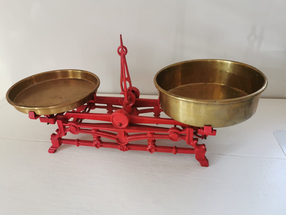Antique Mars Wage Cast Iron Balance Scale | Vintage Kitchen Scale with Brass Bowls - Vintage French Treasures